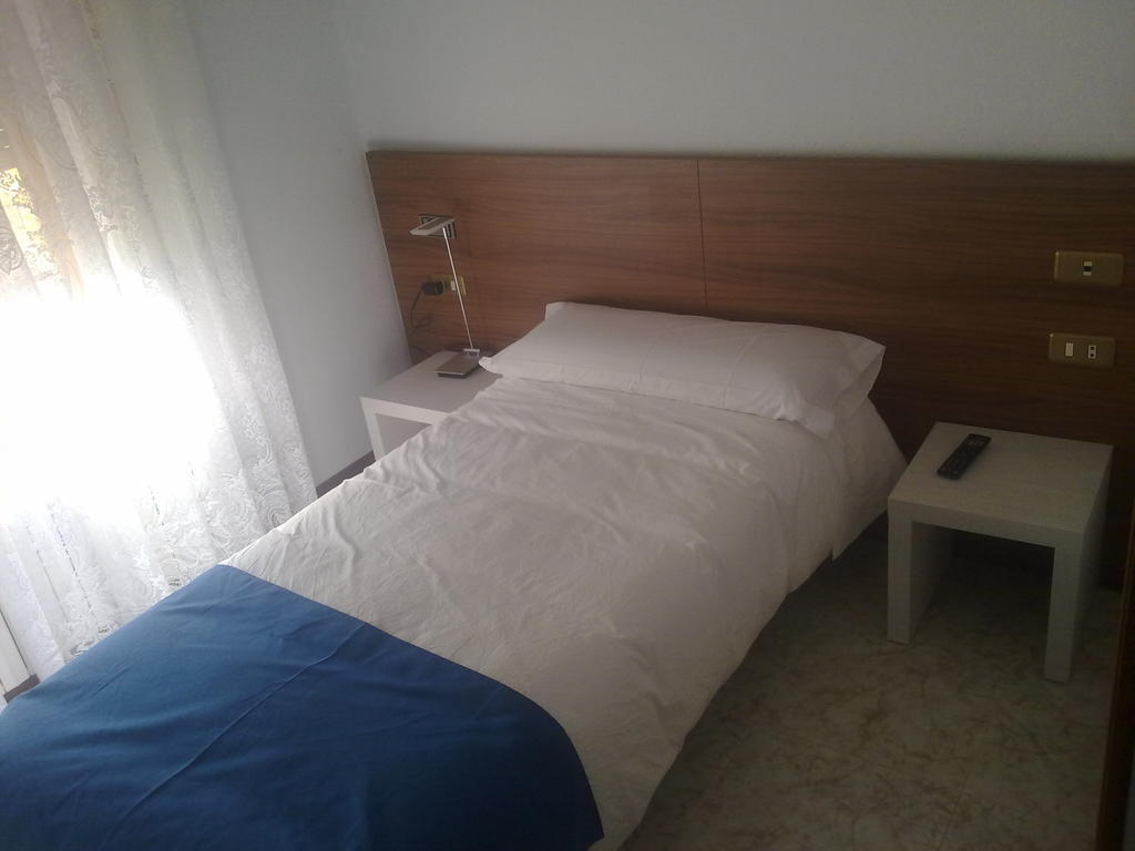 Pension Arroniz Exterior foto